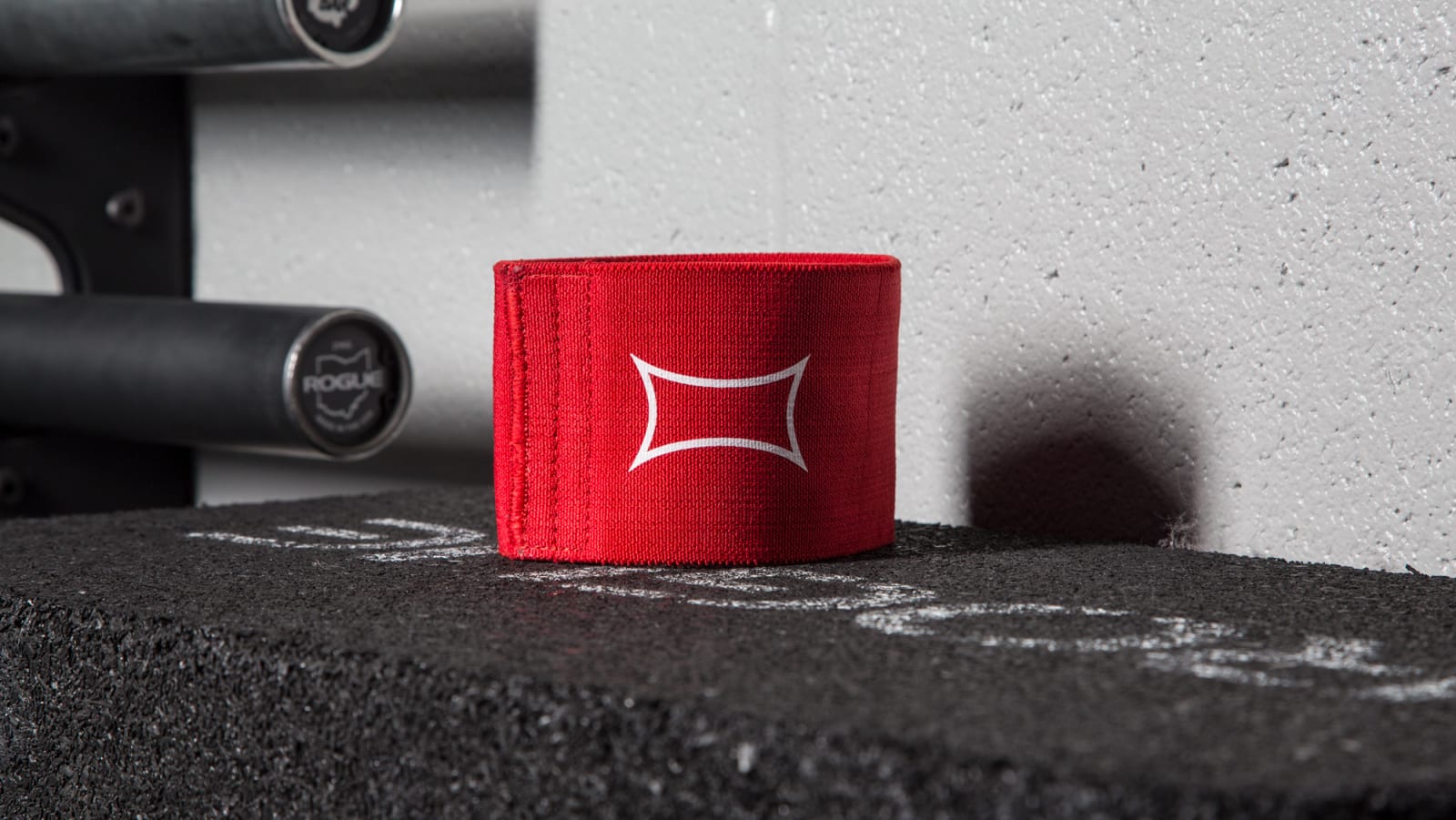 Sling Shot Compression Cuff Red Elastic Band Solution for Elbow